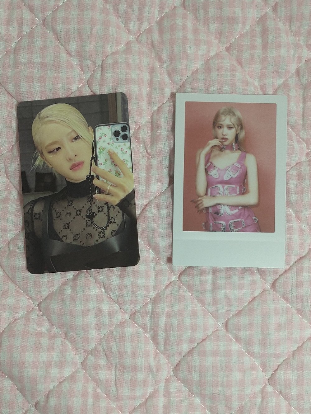 ⚠️LEAVING 5/15⚠️ Blackpink Born Pink Photocard Rosé Set Of 2